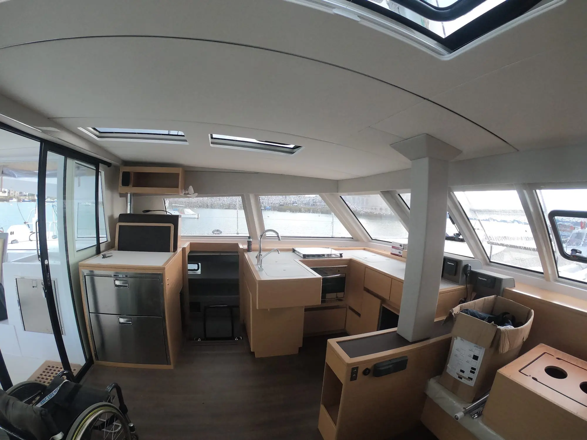 nautitech open 46 wheelchair accessible conversion multimarine multihull centre accessible sailing
