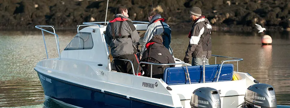 powercat 525 fishing