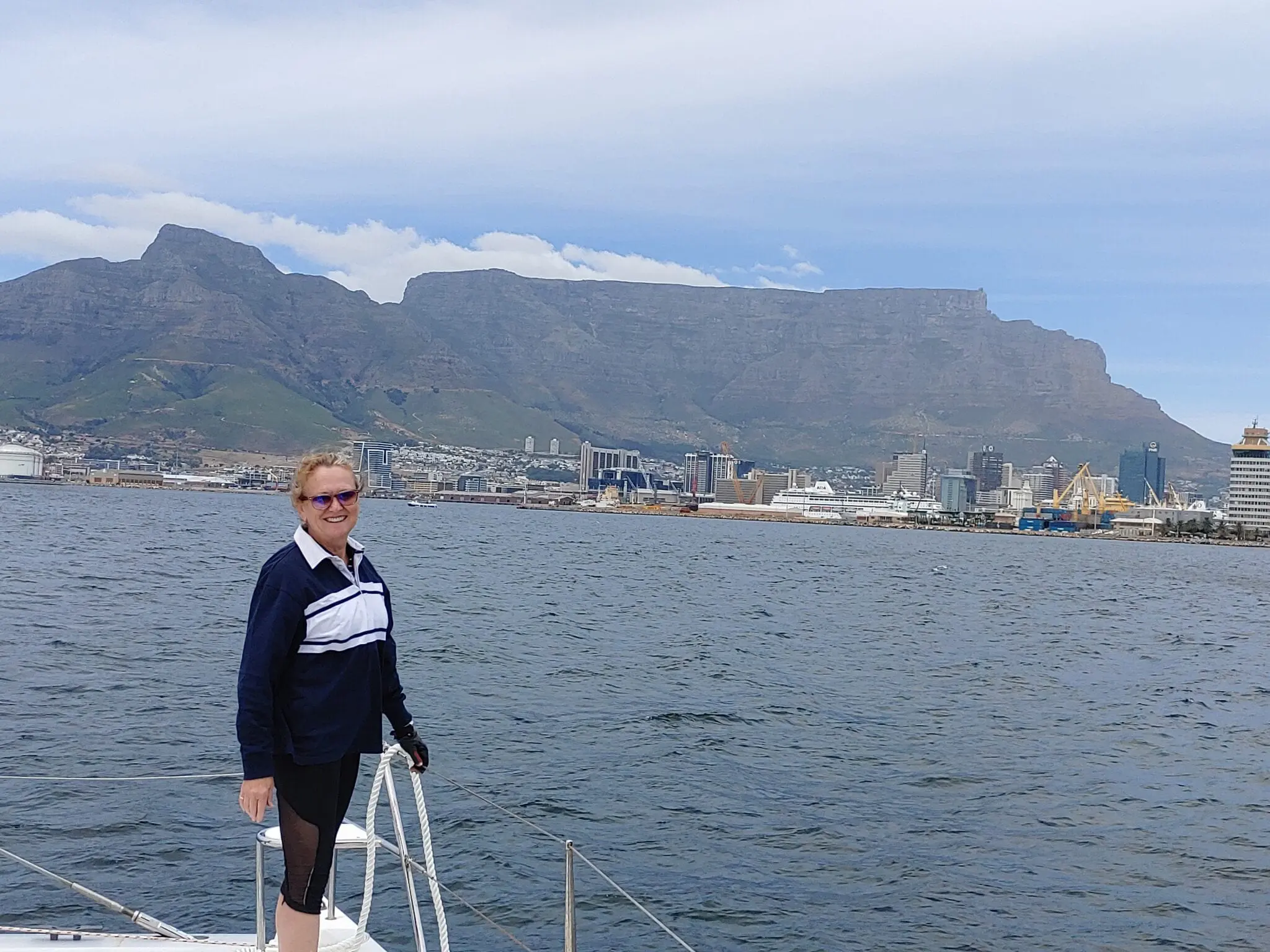 Cape Town structurally complete dazcat hull 1195