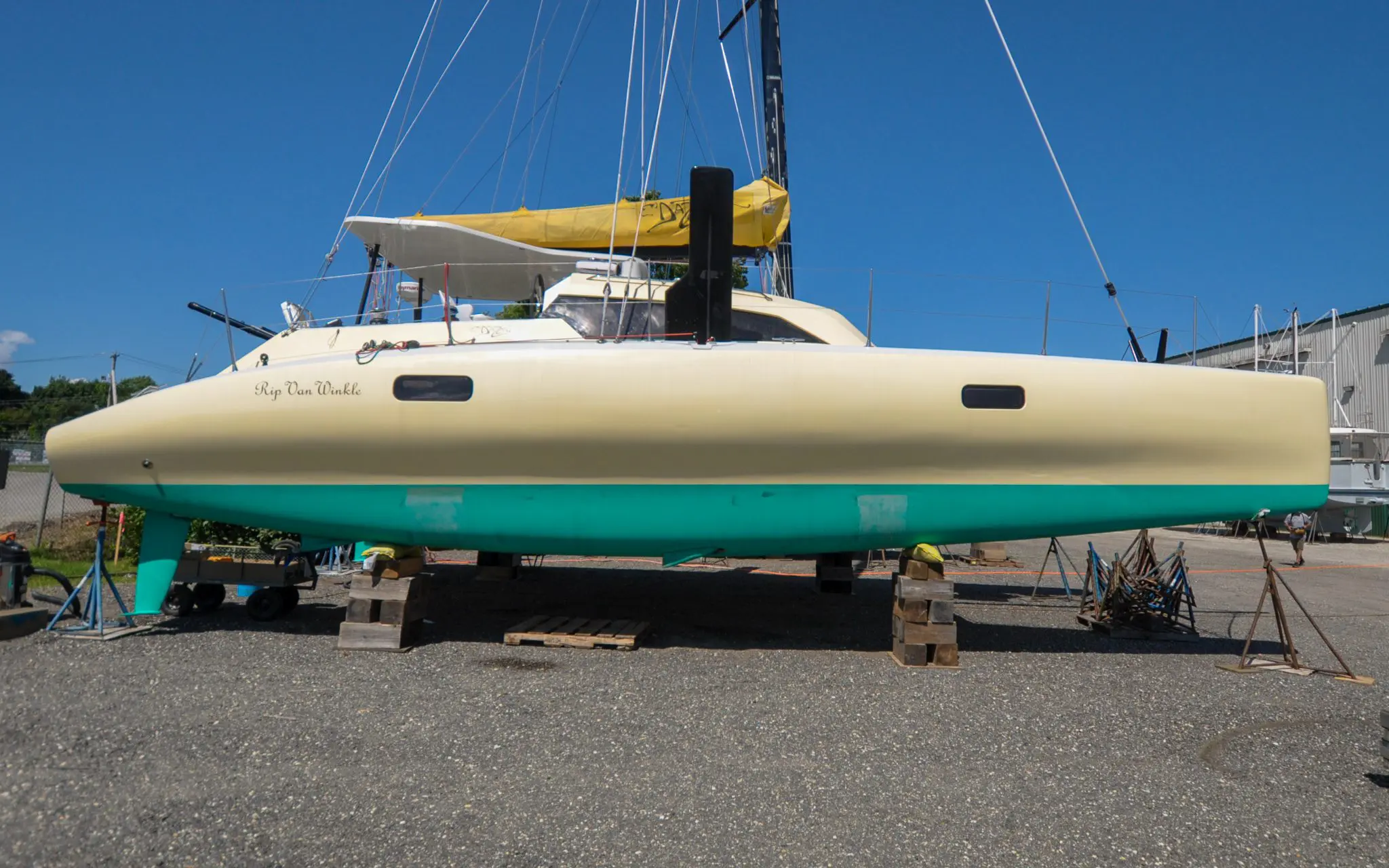 Dazcat 1195 Legacy - Rip Van Winkle - Offered for Sale337 Dazcat 1195 Rip Van Winkle for Sale on the hard in Maine USA