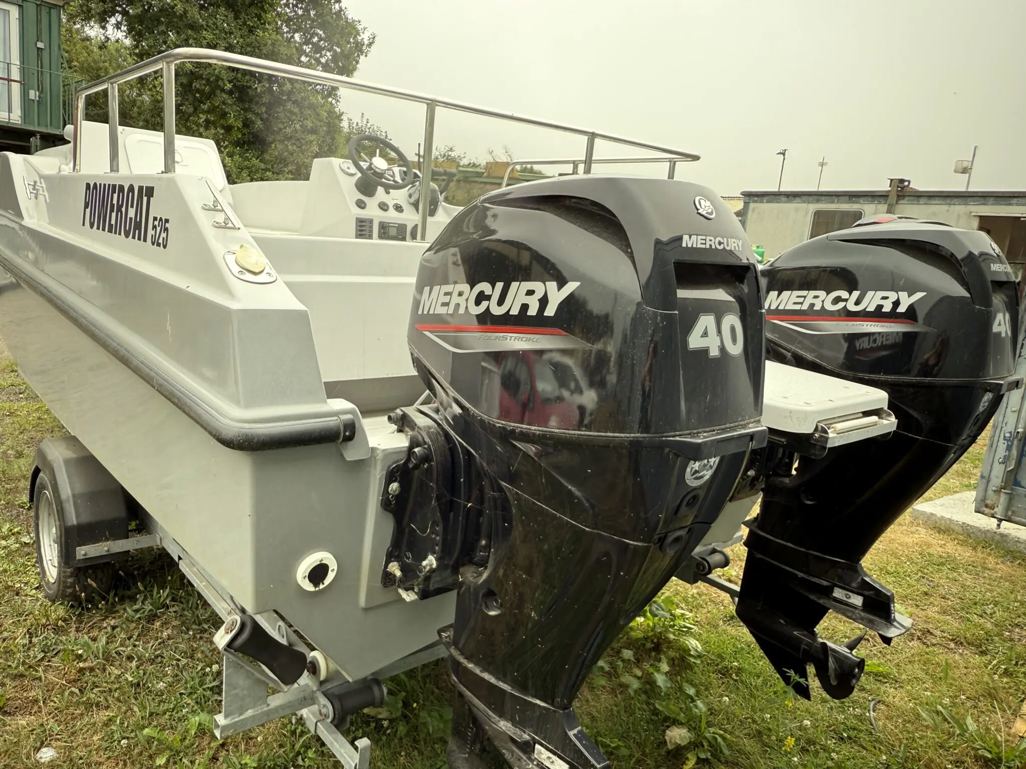 Powercat 525 ex Demo boat Powercat 525 ex Demo boat