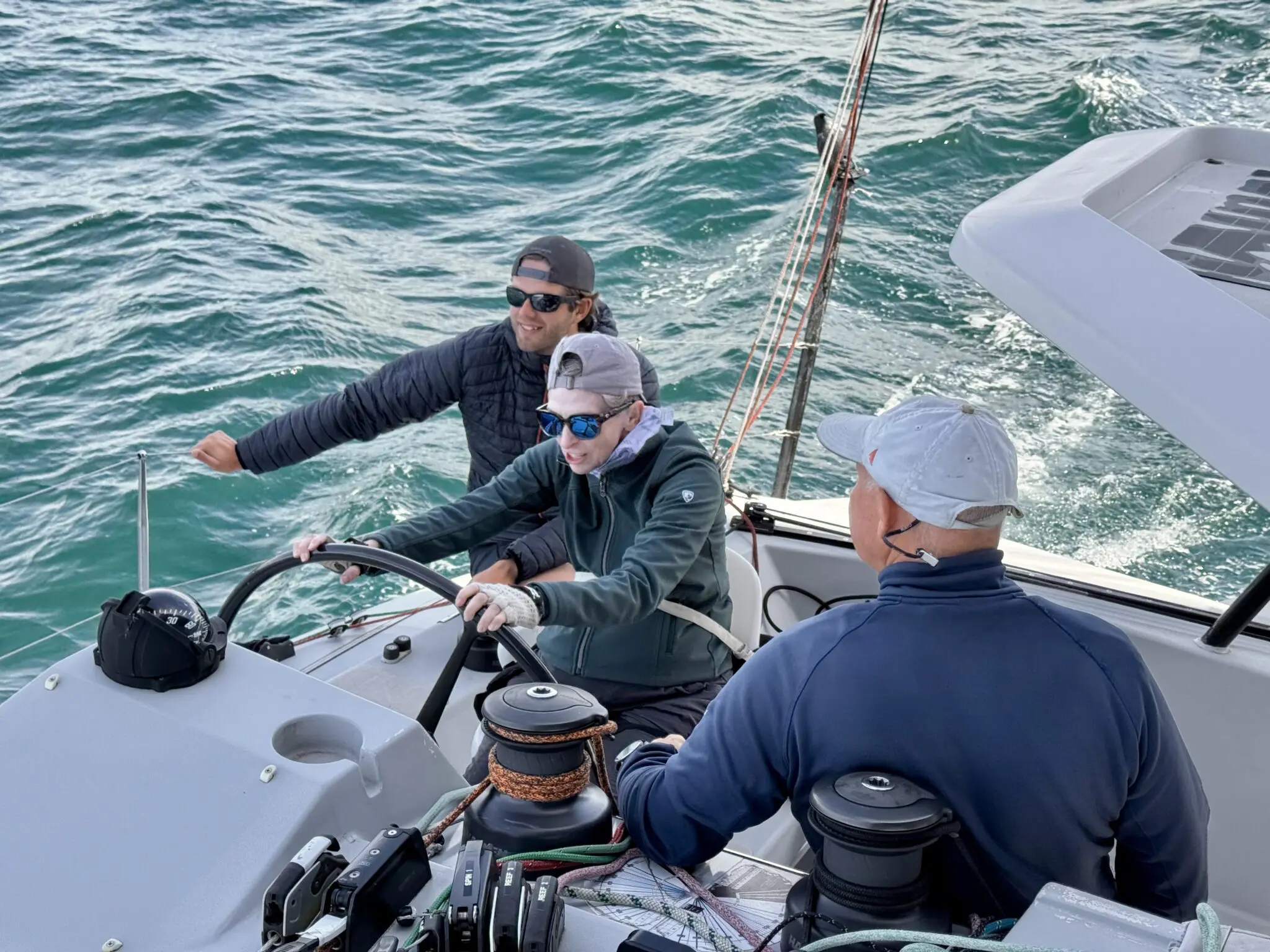Jen sailing on board D1495 Hissy Fit Jen sailing on board D1495 Hissy Fit