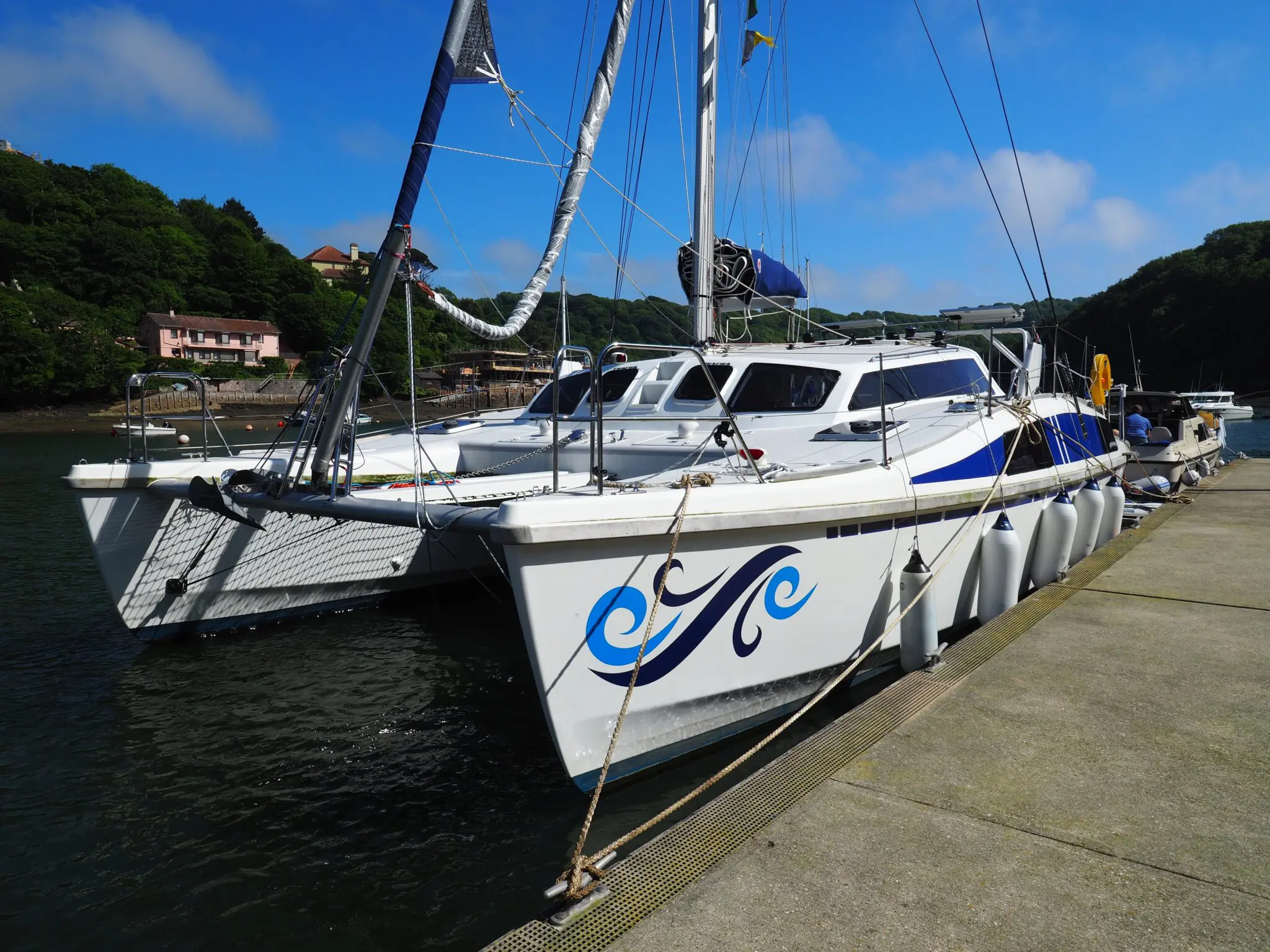 Echo, Woods Transit 11.2 for sale Echo, Woods Transit 11.2 for sale, moored multihull centre