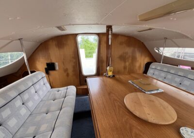 Twins 36 for sale interior